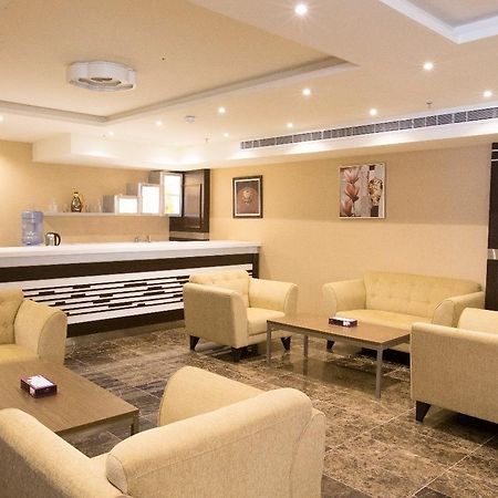 Al Manarat Al Raqiyah Furnished Units Aparthotel Jiddah Esterno foto